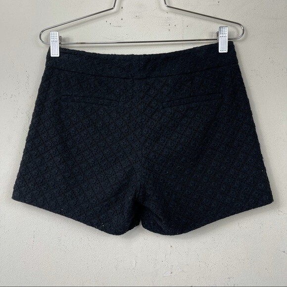 Theory Black Eyelet Embroidered City Dress Shorts Size 2 Preppy Classic Boho - Picture 9 of 14